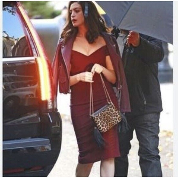 Cinq À Sept NWOT Birch Sheath Dress in Scarlet Red Size 4 - Picture 6 of 16